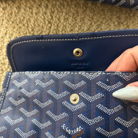 Medium Blue Goyard Tote w/Wallet - Picture 11 of 12